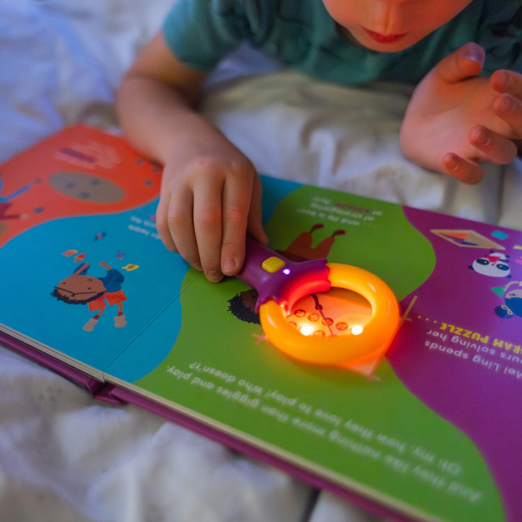 Light-Up Library™ - Around the World Buddies